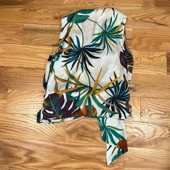 Zara Floral Top - Picture 5 of 5